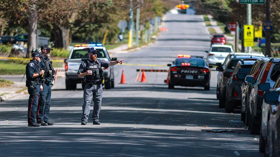 Armed officer stopped synagogue attack in Belleville; B'nai Brith demands legal change