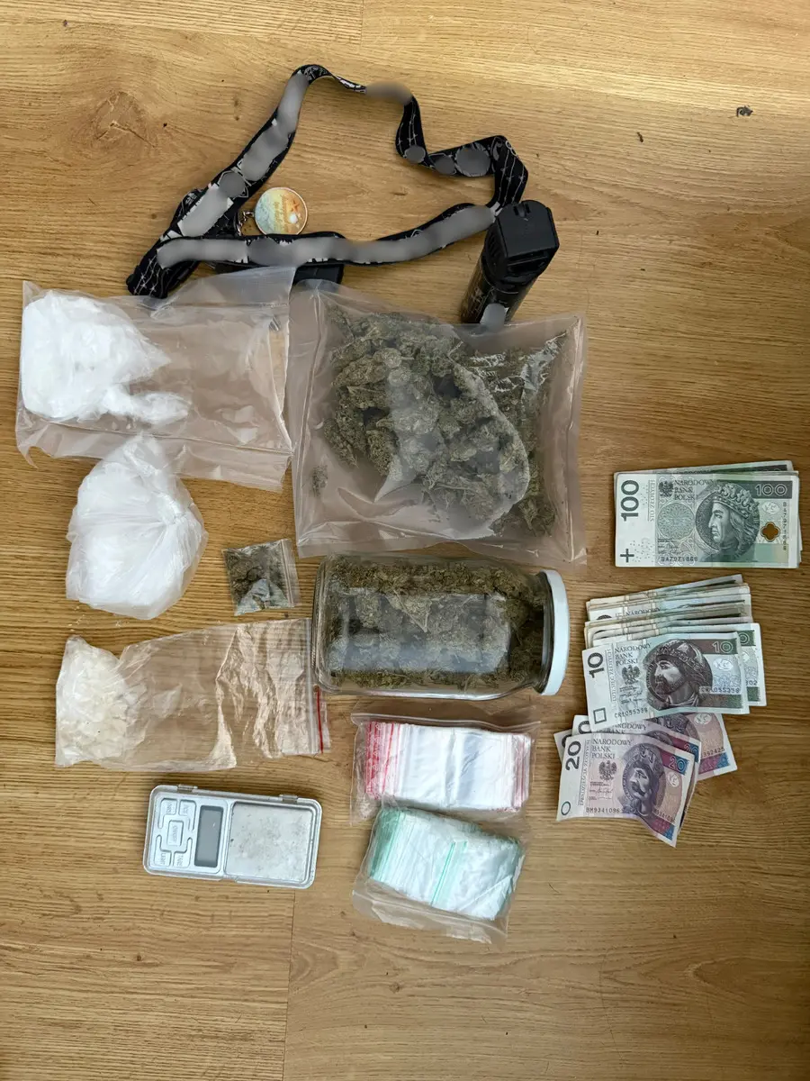 26-latek zatrzymany w Krakowie z 300 gramami narkotyków