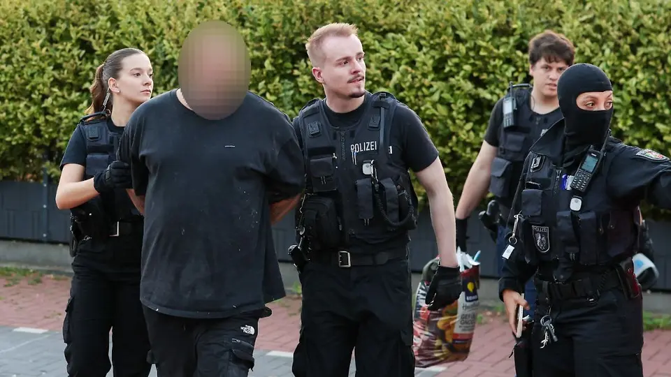 Police officer and officials under suspicion in money-laundering raid against Hells Angels