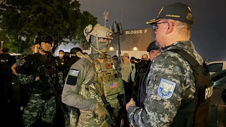 US-Militär im Drogenkrieg: Bodeneinsätze und Luftangriffe in Ecuador