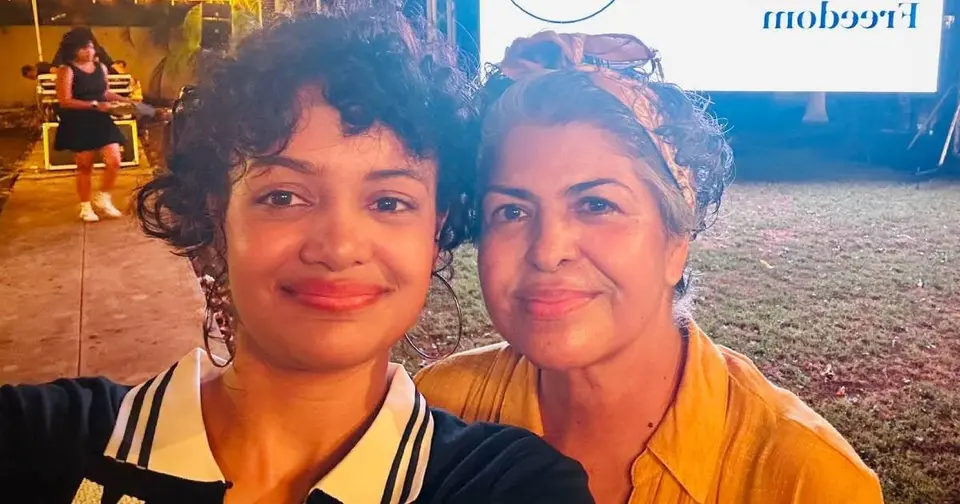 Havana Court Sentences Anna Bensi and Her Mother for Recording Police Officer