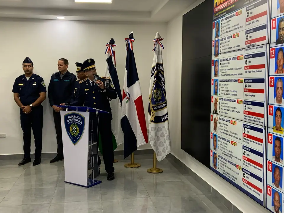 Policía dominicana tiene 53,877 órdenes de arresto pendientes contra 50 mil prófugos