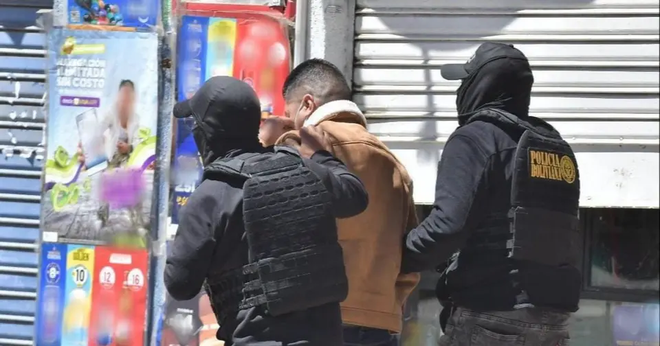 Prosecutor Martín Irusta appears before constitutional judge in La Paz after arrest on drug trafficking charges