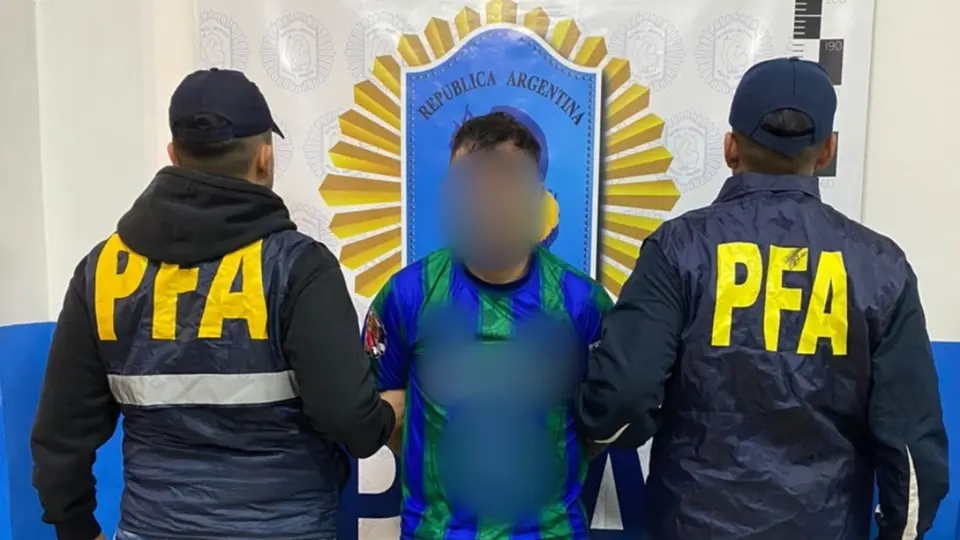 Man arrested in Avellaneda accused of hiring hitman to kill rival in Villa Soldati