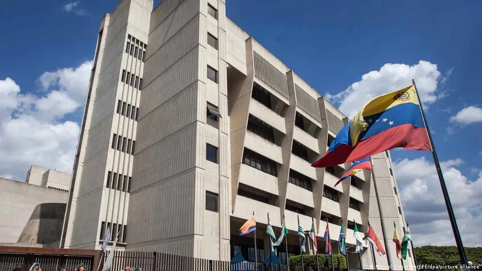 Venezuelan court acquits journalist Rory Branker after nearly a year in detention