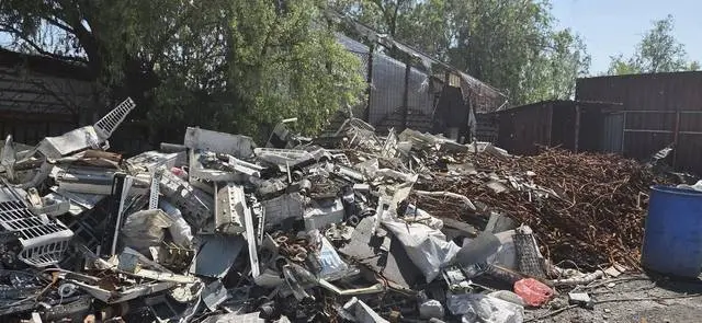 Prefectura Ilfov refuză starea de alertă în Sinești, deși aerul a fost poluat 80% din zile