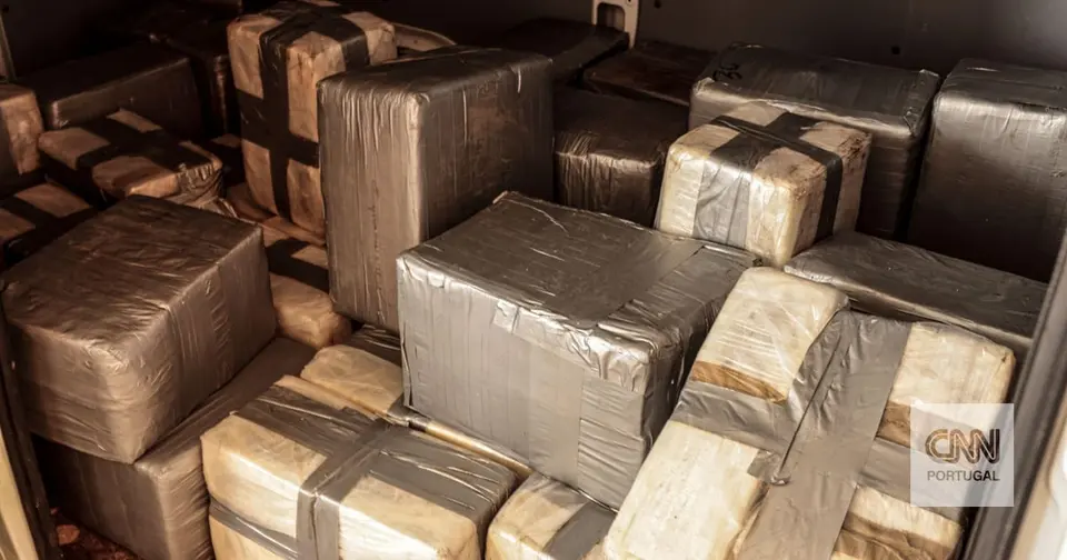 GNR de Loulé apreende cocaína para 1,5 milhões de doses numa habitação do Algarve
