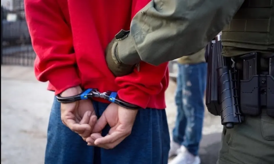 Robo armado a sargento en Caguas: dos hombres enfrentan cargos y fianza de $100,000