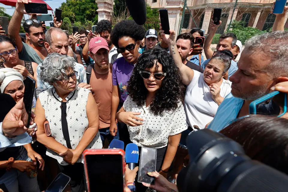 EE.UU. exige liberación de Anna Bensi y su madre tras condena en La Habana