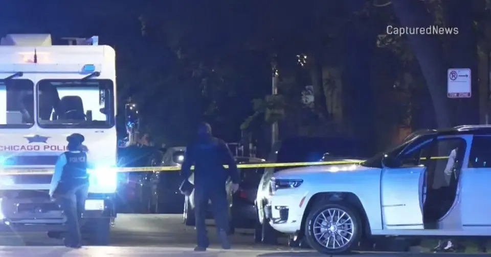 Chicago officer and civilian wounded in Little Village shootout