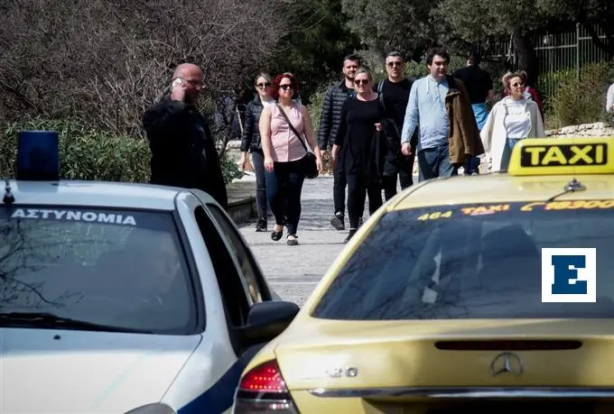 Επίθεση σε οδηγό ταξί στη Νέα Ιωνία: Επιβάτης δάγκωσε και έσκισε το αυτί 54χρονης
