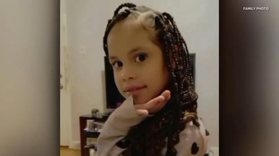 Seven-year-old Eddimar Paola Hernandez stabbed to death in Chicago; woman charged with murder