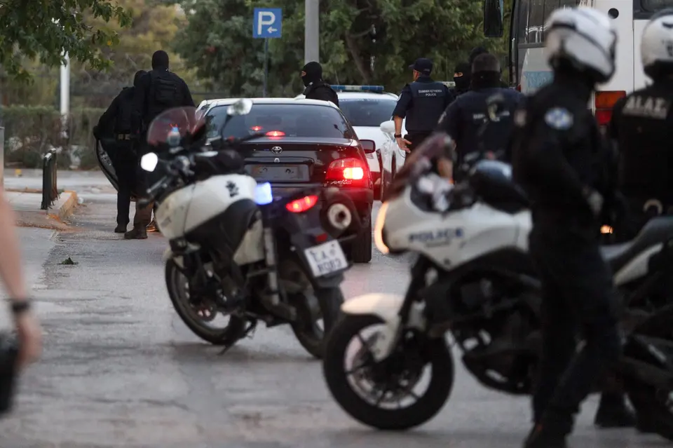 Απάτη κρυπτονομισμάτων στην Κατερίνη: δύο εν ενεργεία στρατιωτικοί στο εδώλιο