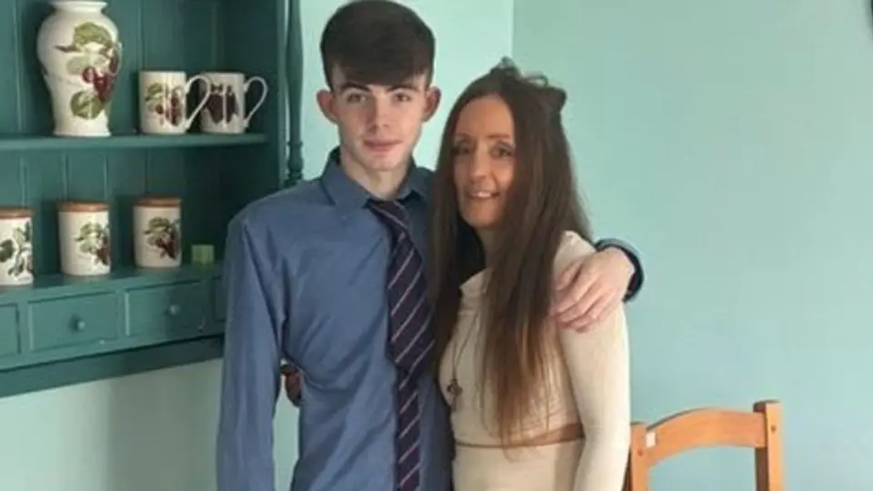 Teen Bryan Lowe (16) killed in hit-and-run near Cloonlara, Clare — Skoda Octavia sought
