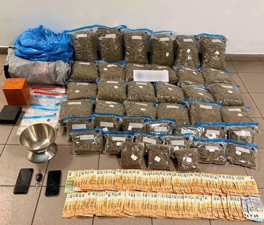 Lesbos: 17 kilograms of hashish seized – two foreigners arrested