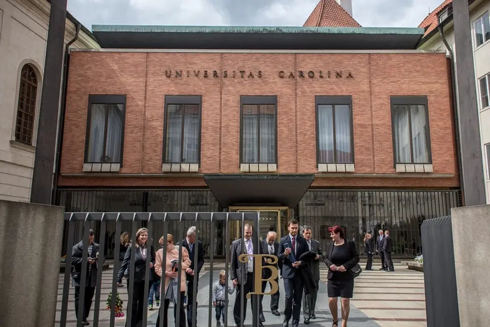 Police seek victims of sexual abuse at Charles University's Faculty of Science