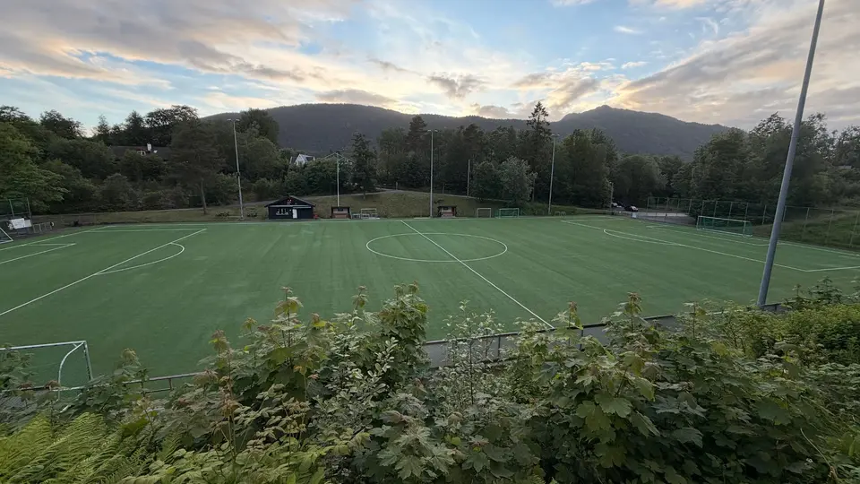 Several minors charged after violent clashes during football match in Bergen