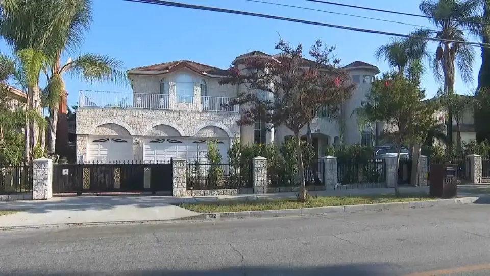 California couple arrested for child abuse after 21 children found at Arcadia home