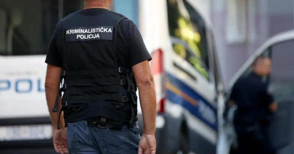 Grandson suspected of stabbing grandmother to death with knife in Zadar; separate case: man run over by tractor