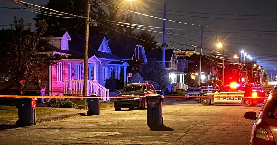 Fusillade à Valleyfield : un homme décède après des échanges de tirs avec la SQ