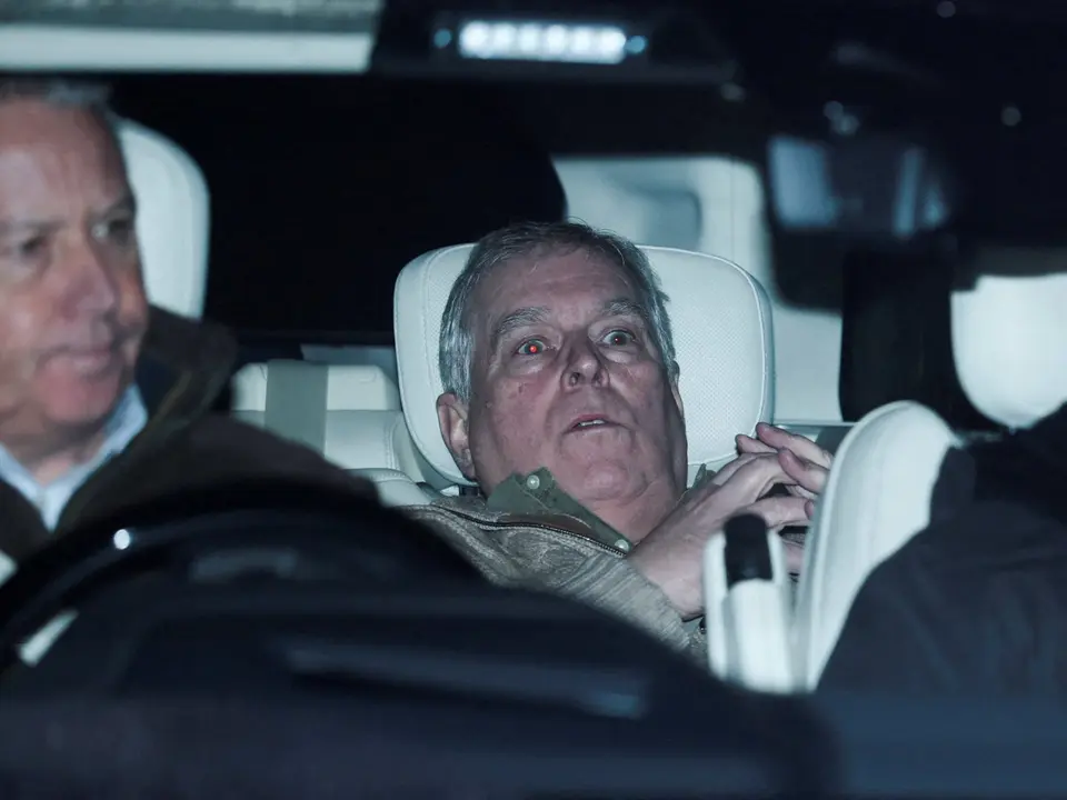 Search warrants against ex-prince Andrew quashed over police legal error