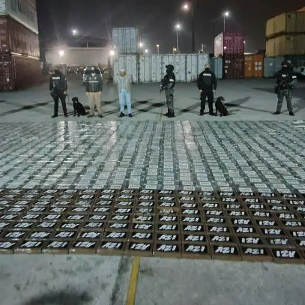 Incautación de 1,6 toneladas de cocaína en puerto de Guayaquil con destino a México