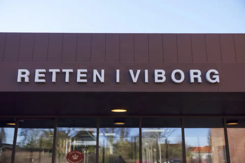 11 dømt for grov vold mod 17-årig i Viborg – offer mistet bevidstheden