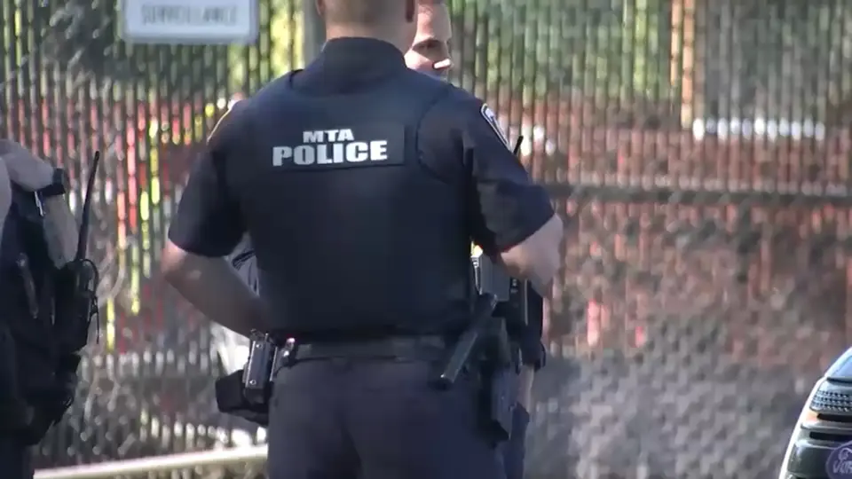 Man shot on LIRR train at Bellport station; four suspects at large