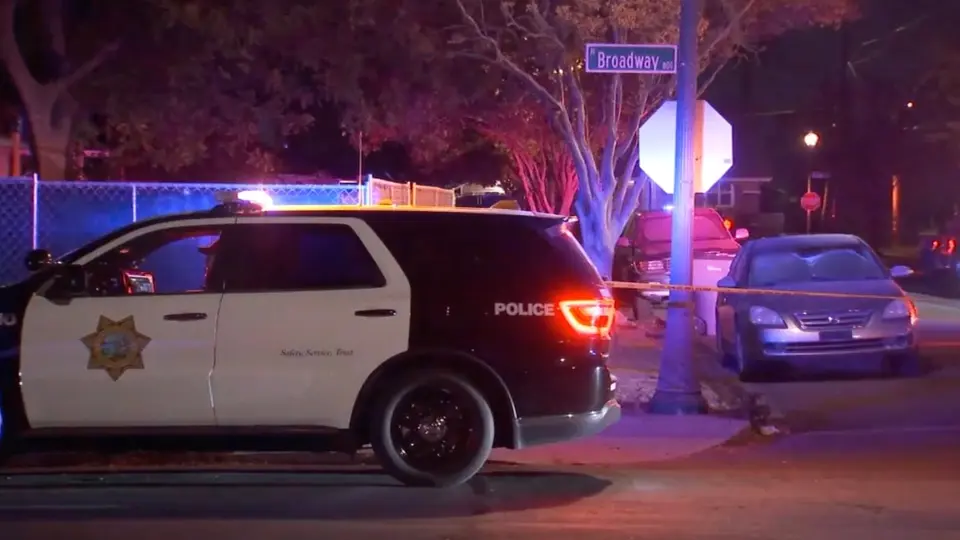 Off-duty ICE agent arrested after attacking woman and father in Fresno, California