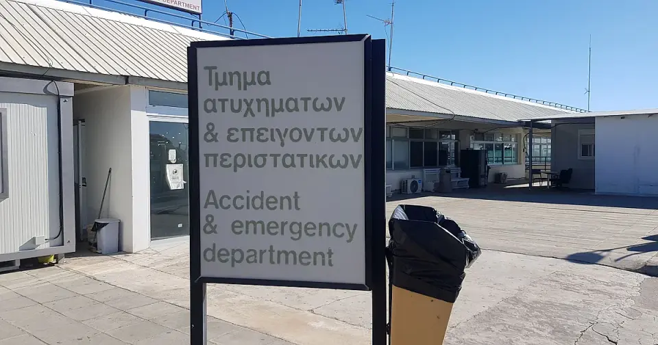 Οδηγός παρέσυρε έξι πεζούς στην Αργάκα Πάφου – ανάμεσά τους έγκυος και παιδιά