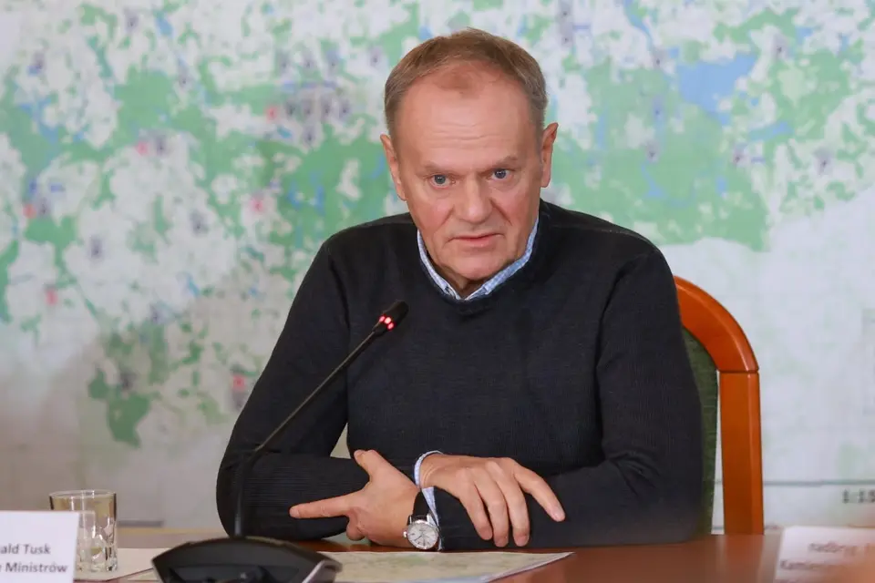 Alertă de securitate în Polonia: posibil atentat vizând premierul Tusk și ministrul Apărării