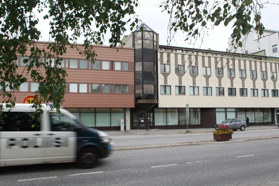 Violent weekend in Rovaniemi – nearly 400 vehicles ordered to leave car park