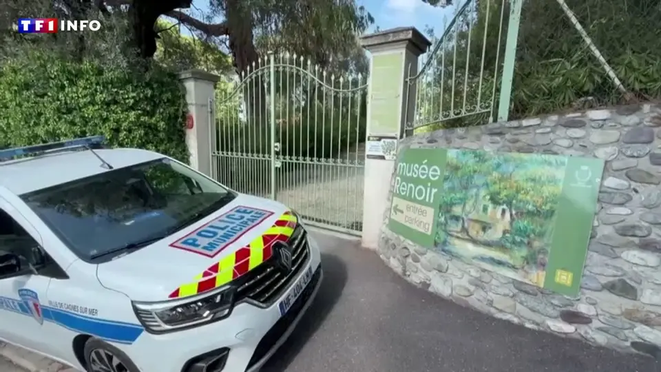 Renoir paintings recovered in Clermont-l'Hérault, hidden wall revealed