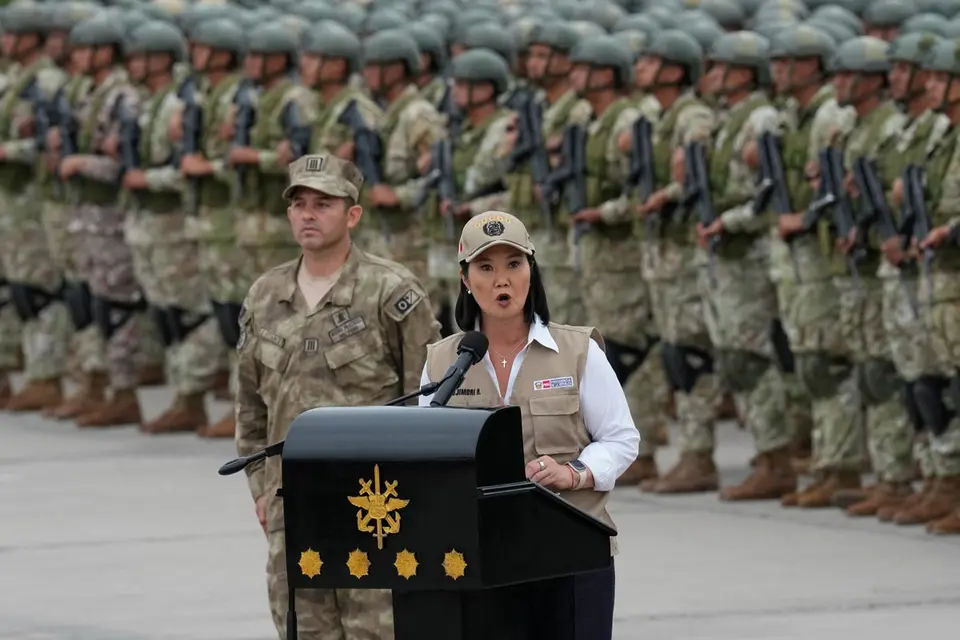 Fujimori creates elite unit of 1,350 officers following 25 transport worker killings in Lima