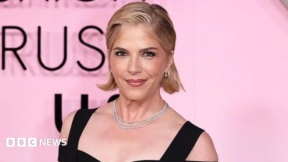 Actress Selma Blair arrested for allegedly attacking flight attendants on Delta flight