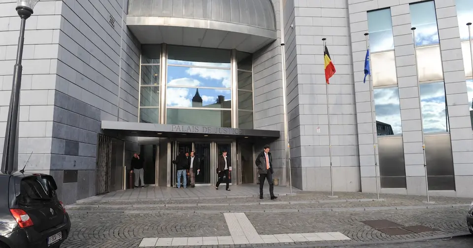 Père condamné à dix ans de prison pour viols sur sa fille mineure à Liège