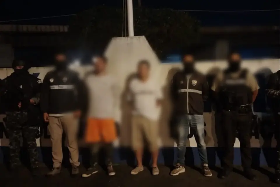Dos fugitivos de cárcel de Santo Domingo recapturados en Otongo Mapalí