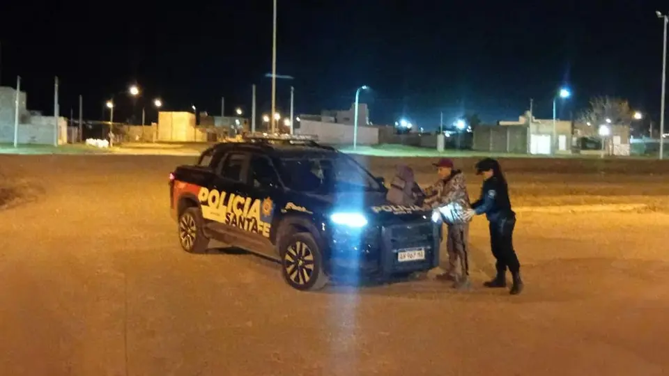 Man arrested with firearm in Rafaela; motorcycle seized