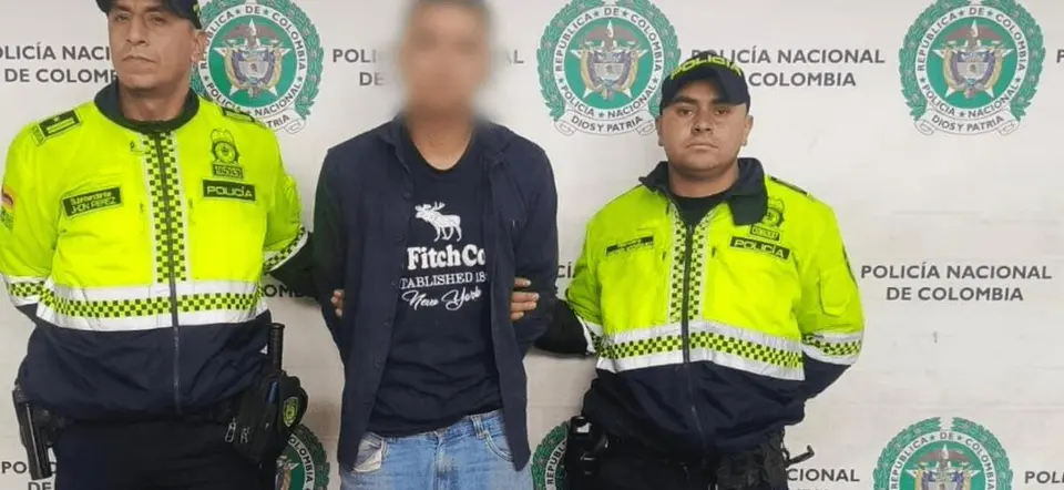 Police recover stolen vehicle in Bosa with GPS and 'padlock plan'; one arrested
