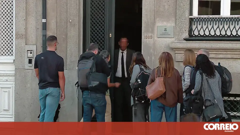 Fraude de 66 milhões no 'carrossel do IMT': buscas em bancos e 53 locais em Portugal