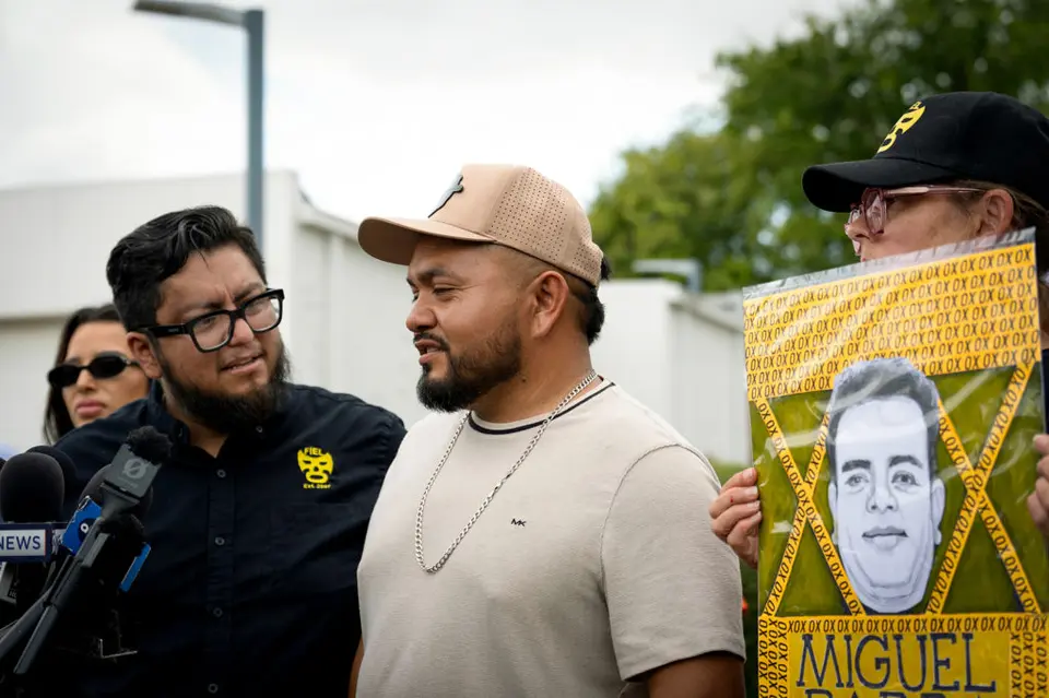 ICE officer accused of intentionally hitting man with SUV in Houston, Texas