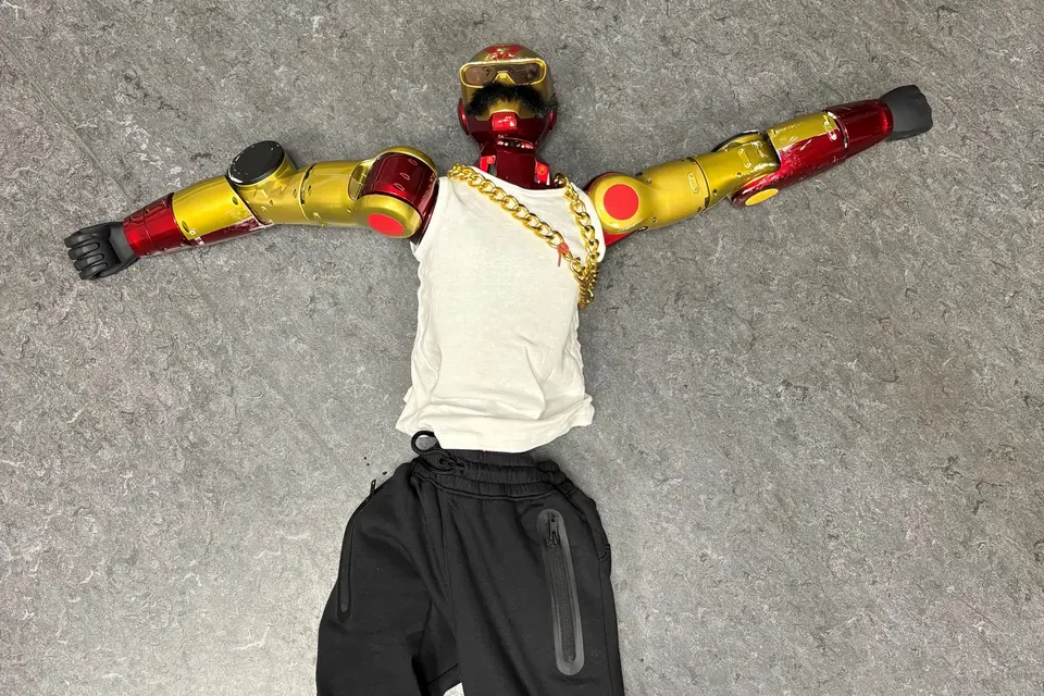 Robot brugt til sexchikane i Köln – to teenagere anholdt
