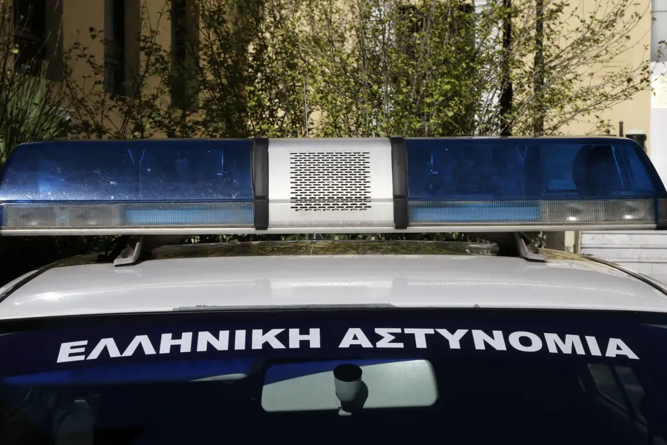 Απάτη στη Θεσσαλονίκη: 4.766 χρυσές λίρες αξίας 4,7 εκατ. ευρώ από ηλικιωμένη