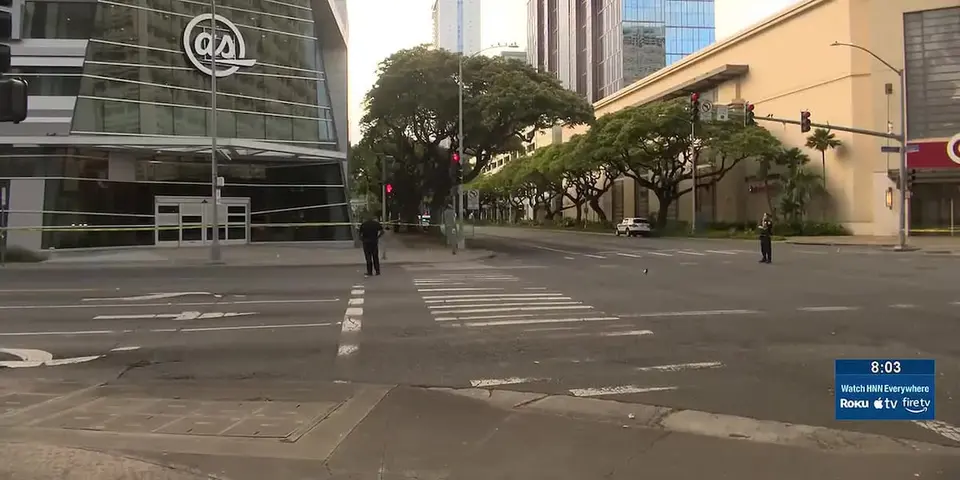 Honolulu police probe shooting that critically wounds man near Ala Moana