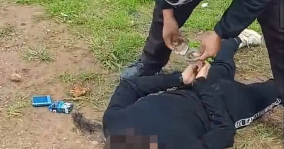 Minor arrested for armed assault on police officer on Buenos Aires-La Plata motorway