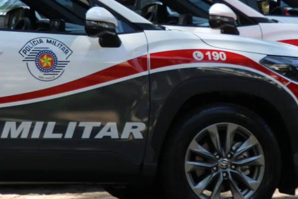 Pedestre morre após ser atingido por viatura da PM em perseguição na zona sul de SP