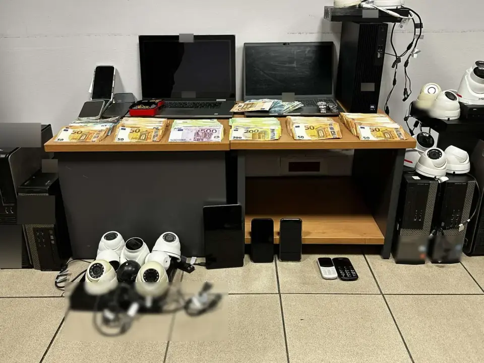 Εξάρθρωση κυκλώματος παράνομου τζόγου στη Θεσσαλονίκη – 20 συλλήψεις, πάνω από 1 εκατ. ευρώ παράνομα κέρδη