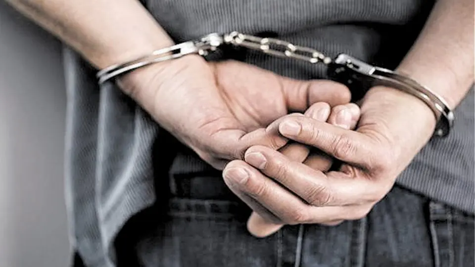 Σύλληψη 19χρονου στη Λεμεσό για επίθεση σε 17χρονο μαθητή εντός σχολείου