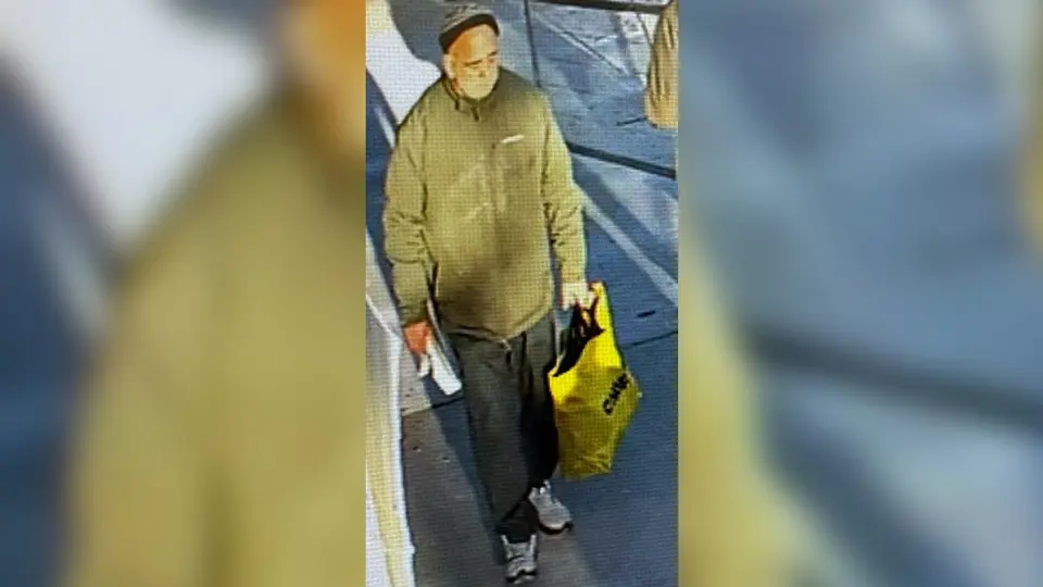 Suspected arson damages Danforth Village business, Toronto police seek suspect