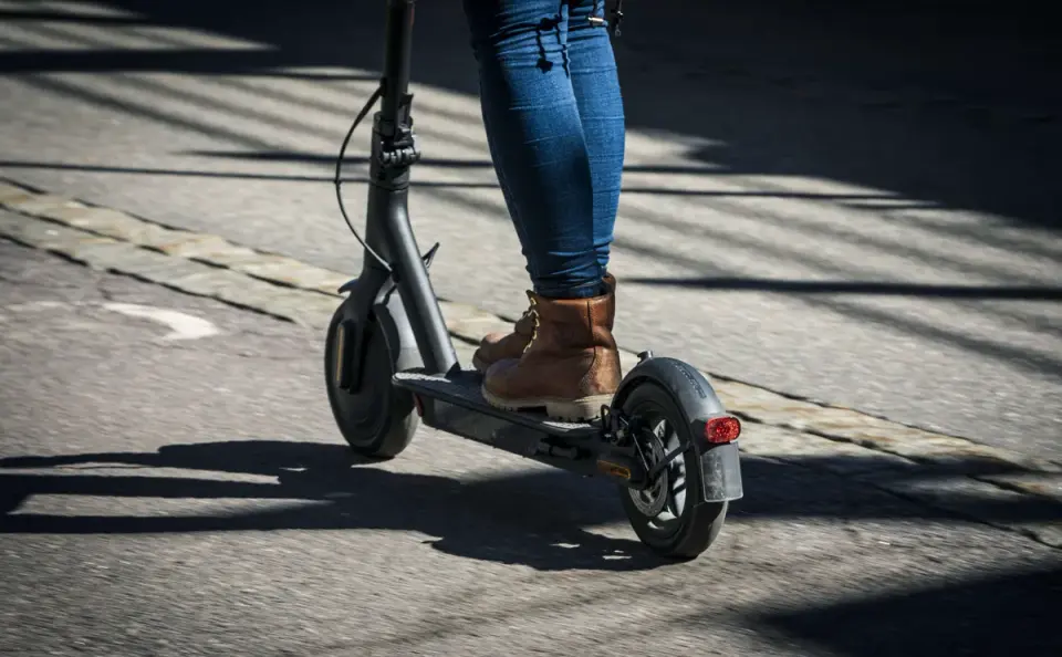 Svenska polisen går till hårdare tag mot illegala elsparkcyklar